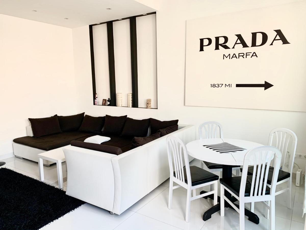 Center Penthouse Апартаменты *
