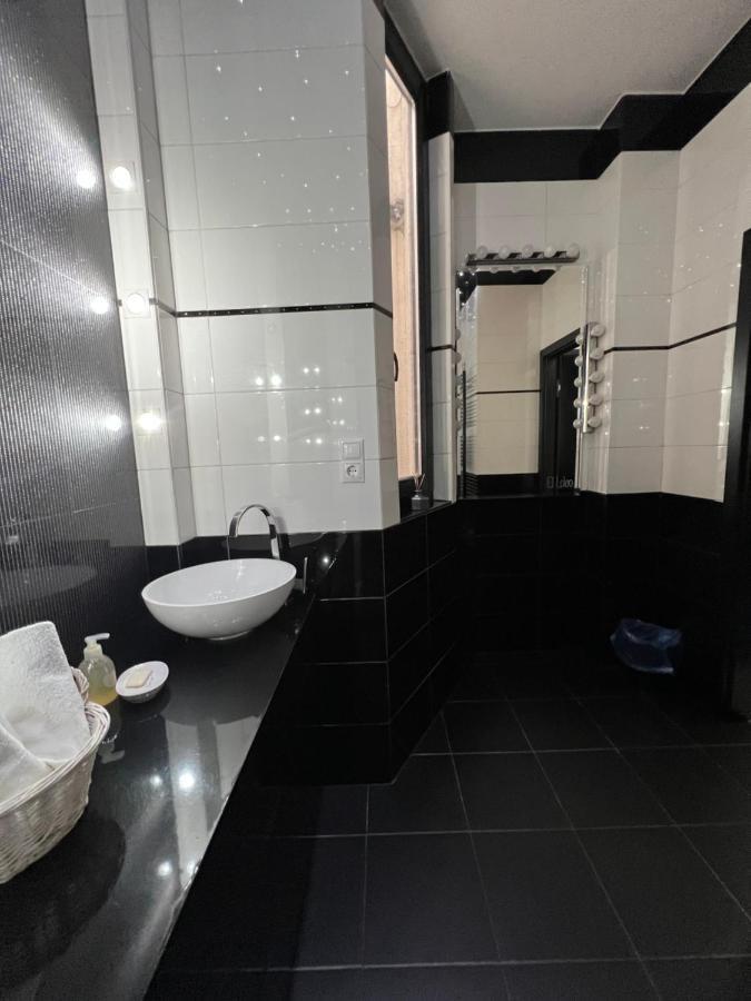 Апартаменты Center Penthouse *